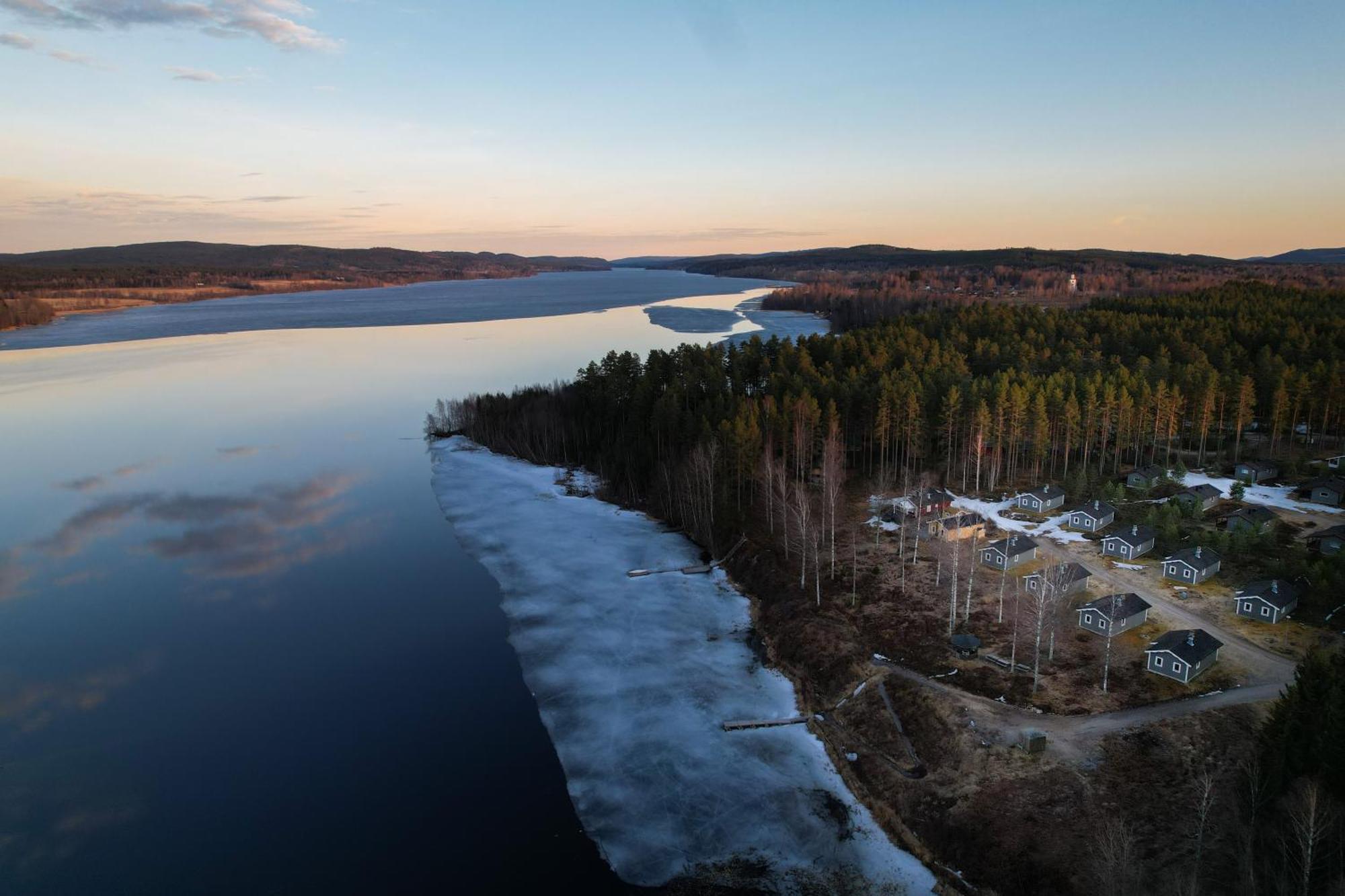 Апартаменты Bjoernbyn Stugby Rada Экстерьер фото
